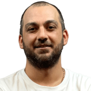 آریا فلاحتی